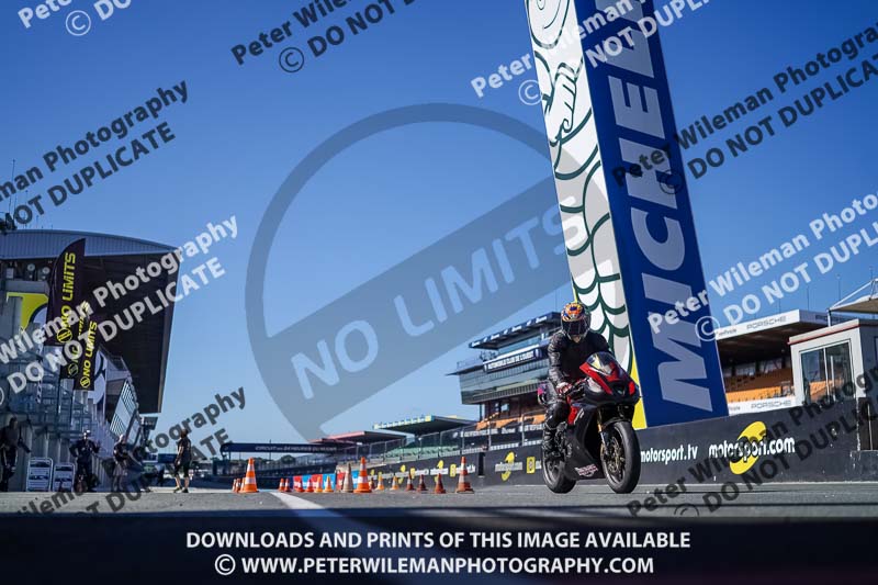 France;Le Mans;event digital images;motorbikes;no limits;peter wileman photography;trackday;trackday digital images